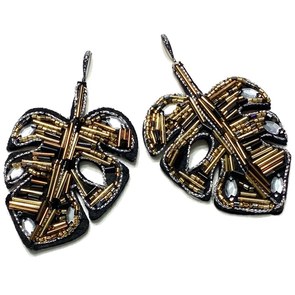 Earrings, beaded leaf